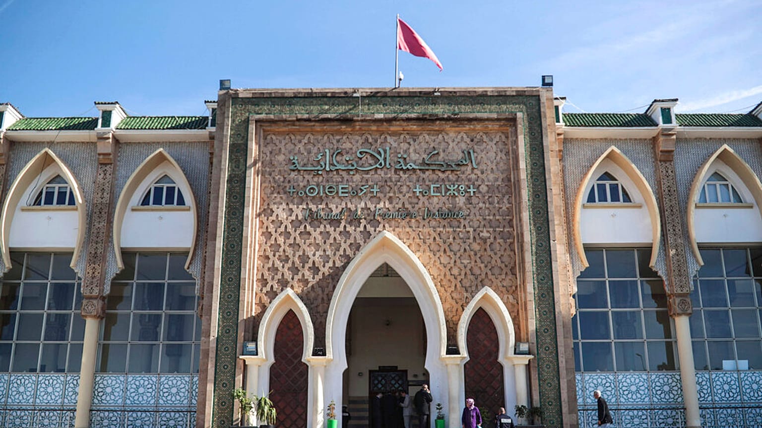أمام المحكمة الابتدائية في مدينة سلا، بالقرب من العاصمة الرباط، المغرب، الخميس 27 يونيو 2019