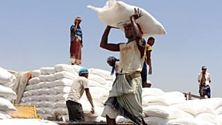 Yemen'de gıda yardımı