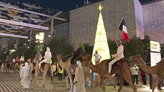 قافلة الجمال تصل موقع إكسبو دبي 2020.