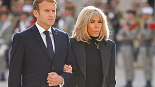 Fransa Cumhurbaşkanı Emmanuel Macron ve eşi Brigitte Macron