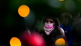 Großbritannien hat trotz einer hohen Impfrate mehr als 100.000 Neuinfektionen - pro Tag.
