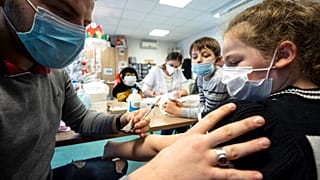 Kinder werden gegen Covid-19 geimpft