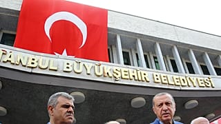 İçişleri Bakanlığı, İBB'ye özel teftiş başlattığını duyurdu