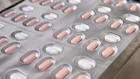 Covi-19 : les pays européens commandent en ordre dispersé leurs pilules antivirales