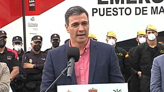 Pedro Sánchez recordó en La Palma que fin de erupción no significa ausencia de peligro