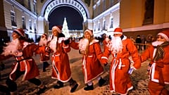 Los Ded Moroz, Papa Noeles rusos, durante la competición