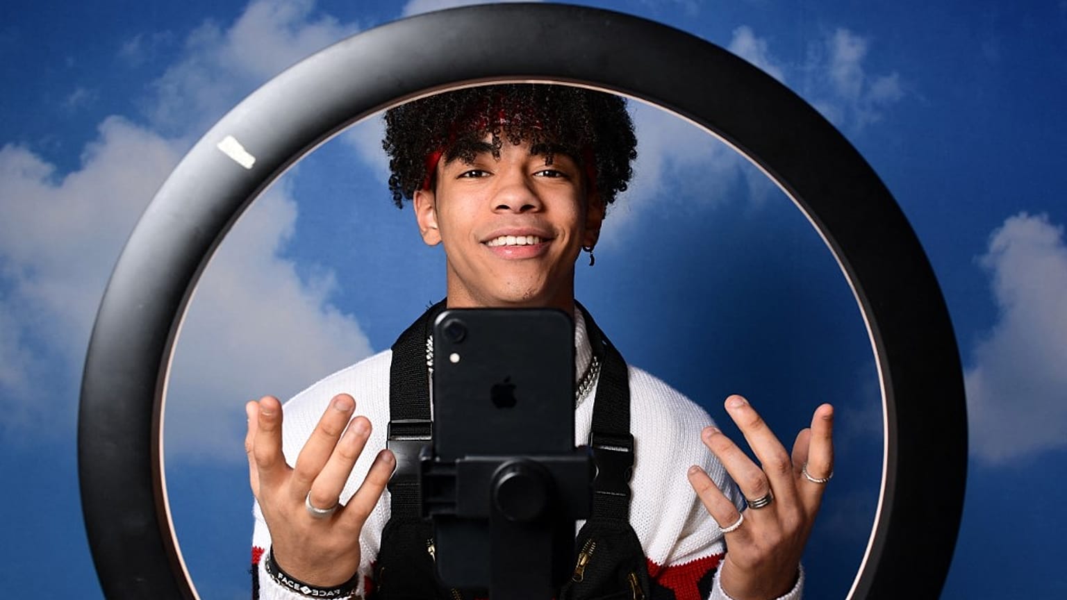 TikTok-Stars bereiten sich im "Defhouse" auf ihre Zukunft vor