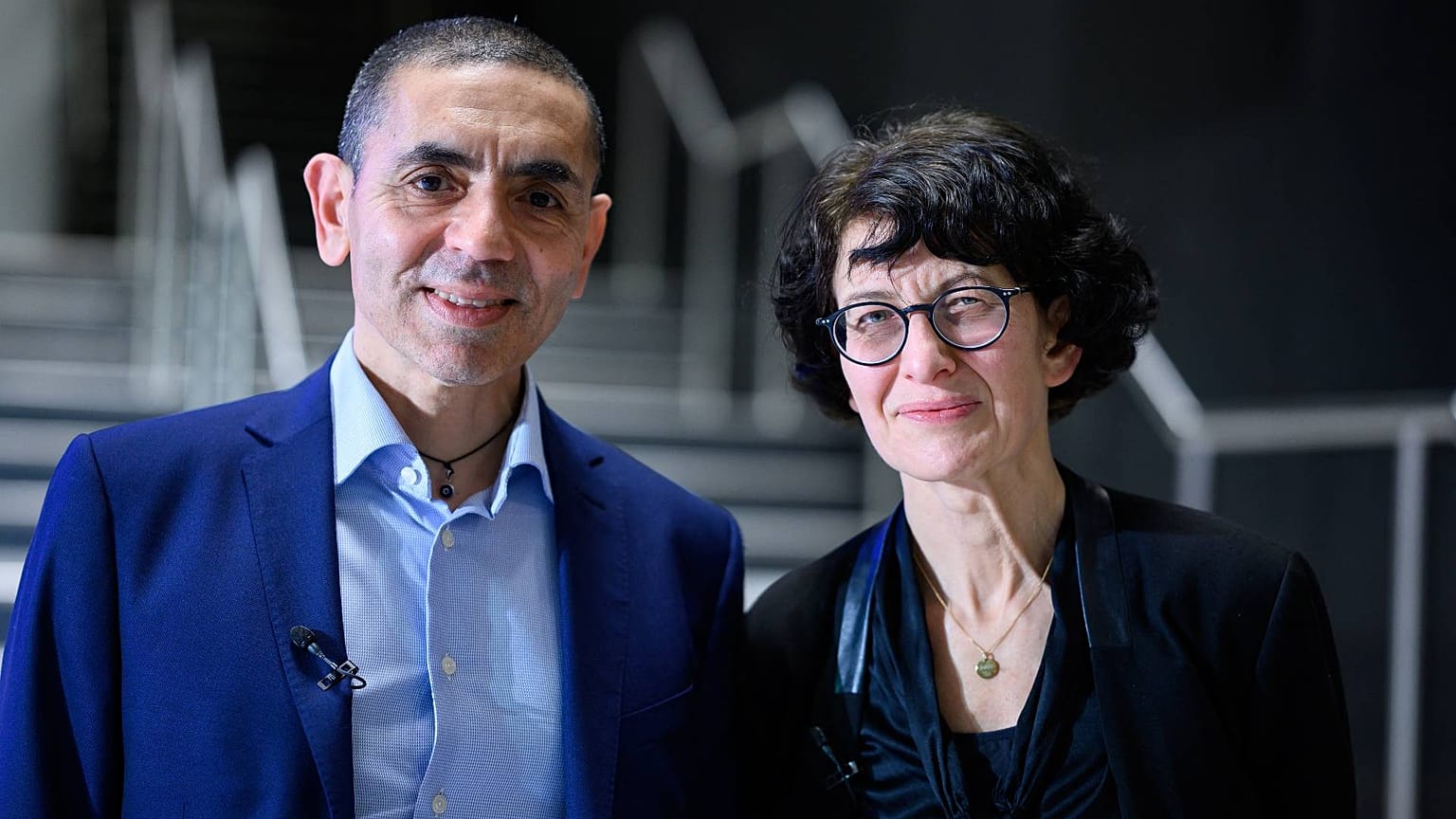BioNTech'in kurucuları Uğur Şahin ile Özlem Türeci