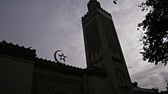 Paris Camii, arşiv