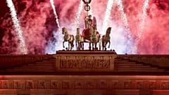 Feuerwerk über dem Brandenburger Tor zu Silvester 2020