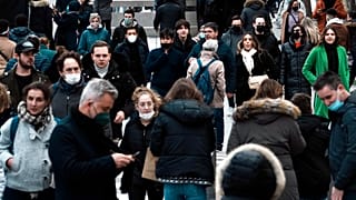 В Европе антирекорды по уровню заражения и повышенный спрос на ПЦР-тесты