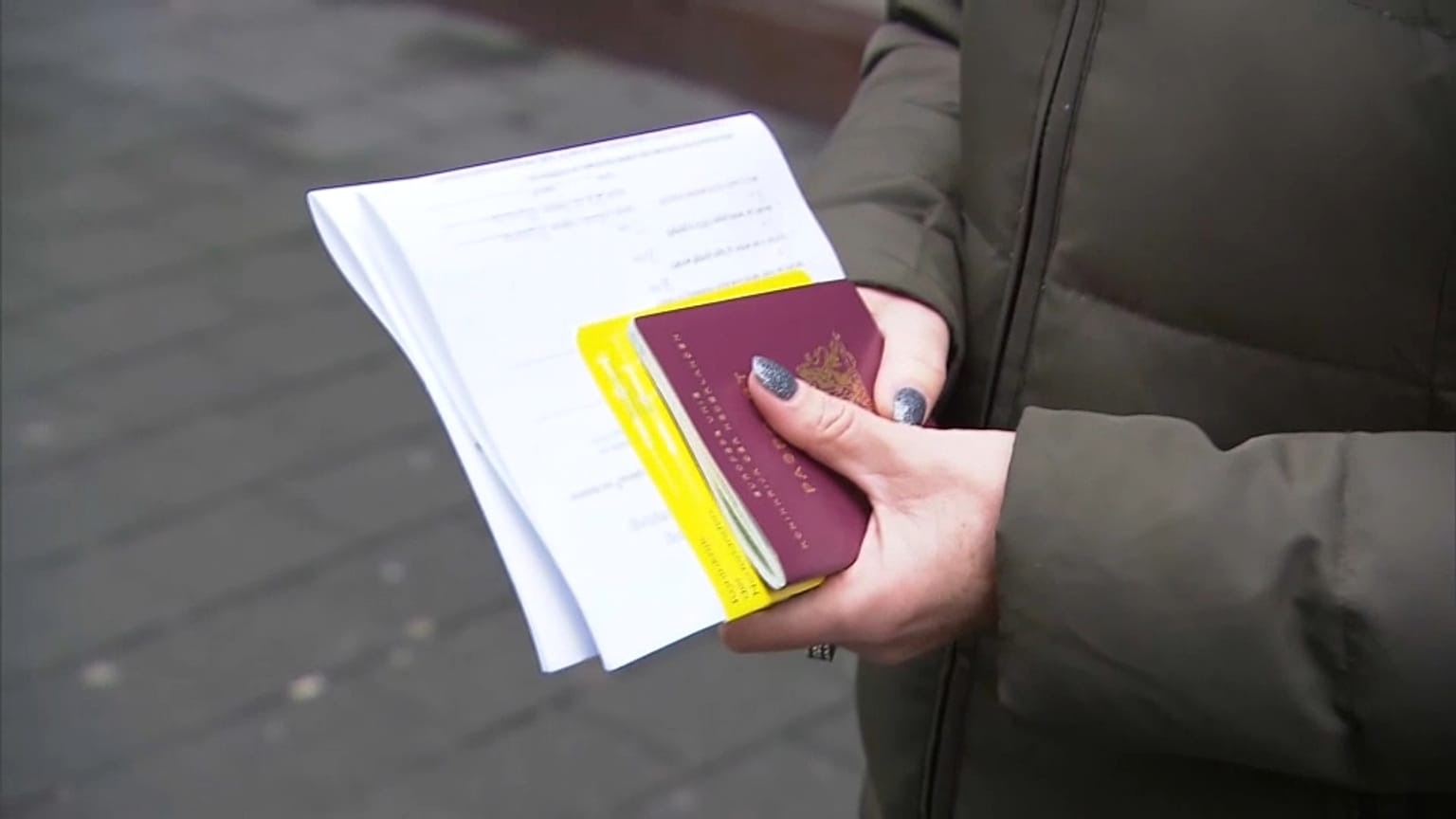 Faire son rappel en Allemagne : des Néerlandais font le voyage pour leur 3e dose
