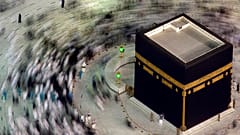 Suudi Arabistan kutsal mekanlarda yeniden kısıtlamalar getirdi