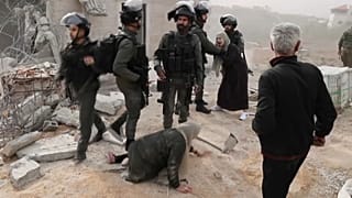 La famila Atrash desesperada por la destrucción de su hogar por el Ejército de Israel