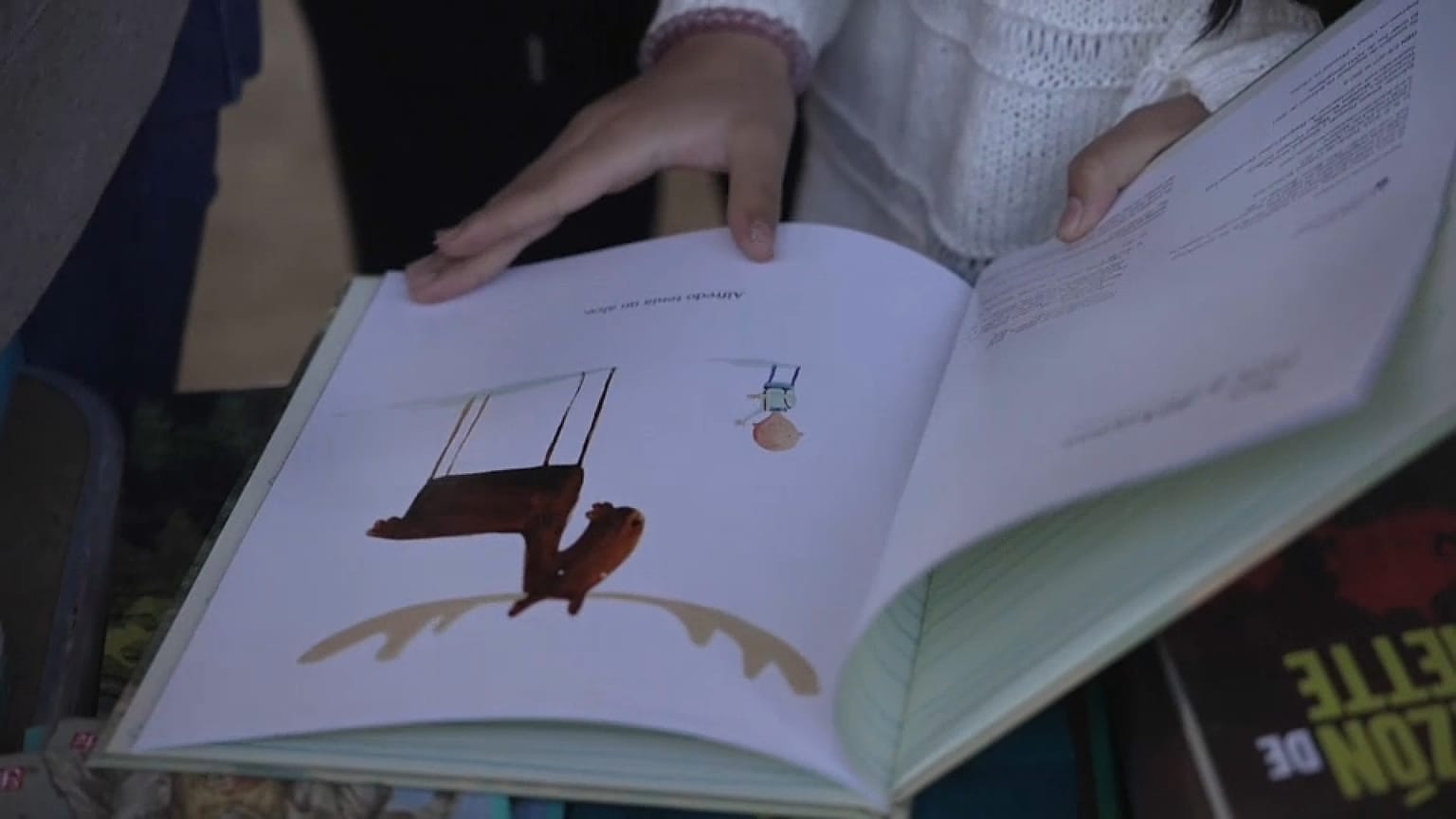 Cientos de niños recibieron libros como parte de la iniciativa "Año nuevo, libro nuevo", 29/12/2021, Ciudad de México, México