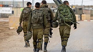 Izareli katonák a gázai-övezetben december 29-én