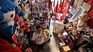 The enormity of his 5,000-piece collection means Zhang Wenquan has to sleep elsewhere