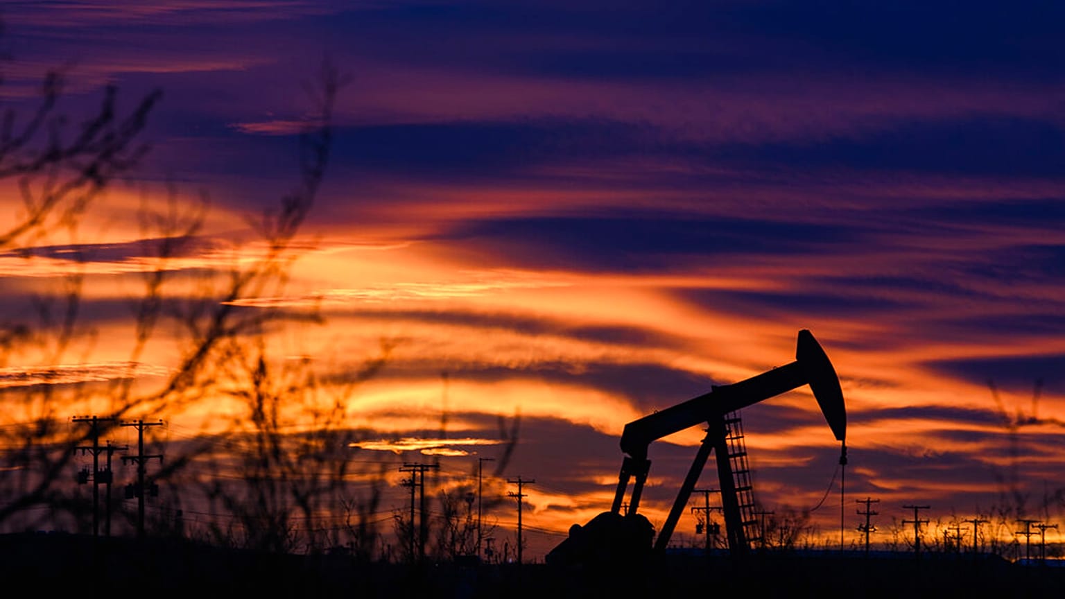 Piyasalar, OPEC ve OPEC dışı üretici ülkelerden oluşan OPEC+ grubunun yarın yapacağı toplantıya odaklandı