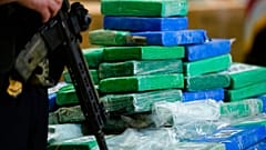 Cocaine seizure (file photo)