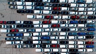 C'est la première fois que General Motors perd la place de numéro un dans le pays depuis 1931,