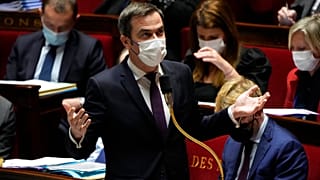 Olivier Véran à l'Assemblée nationale, Paris, le 4 janvier 2021, France