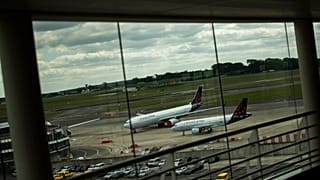 Des vols sans passagers dans les airs ? En Europe, le malaise s'intensifie