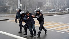В Казахстане со среды действует режим чрезвычайного положения