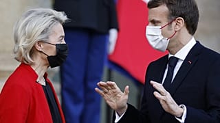 Macron inaugura presidência da EU e promete diálogo com a Rússia 