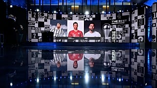 حفل توزيع جوائز لقب أفضل لاعب 2020 في زيورخ.