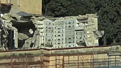 В разрушенном колумбарии было несколько сотен захоронений