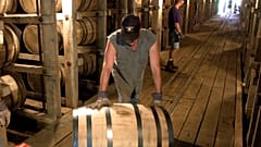 Eichenfass-Produktion in Jerez de la Frontera - letztendlich für den schottischen Markt