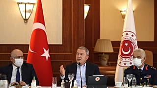 Savunma Bakanı Hulusi Akar