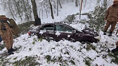 Army troops take part in rescue operation in a heavy snowfall-hit area in Murree, some 45 kilometres north of the capital of Islamabad, Pakistan.