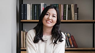 This blogger is trying to help people to connect to relatives amid an internet outage in Kazakhstan.