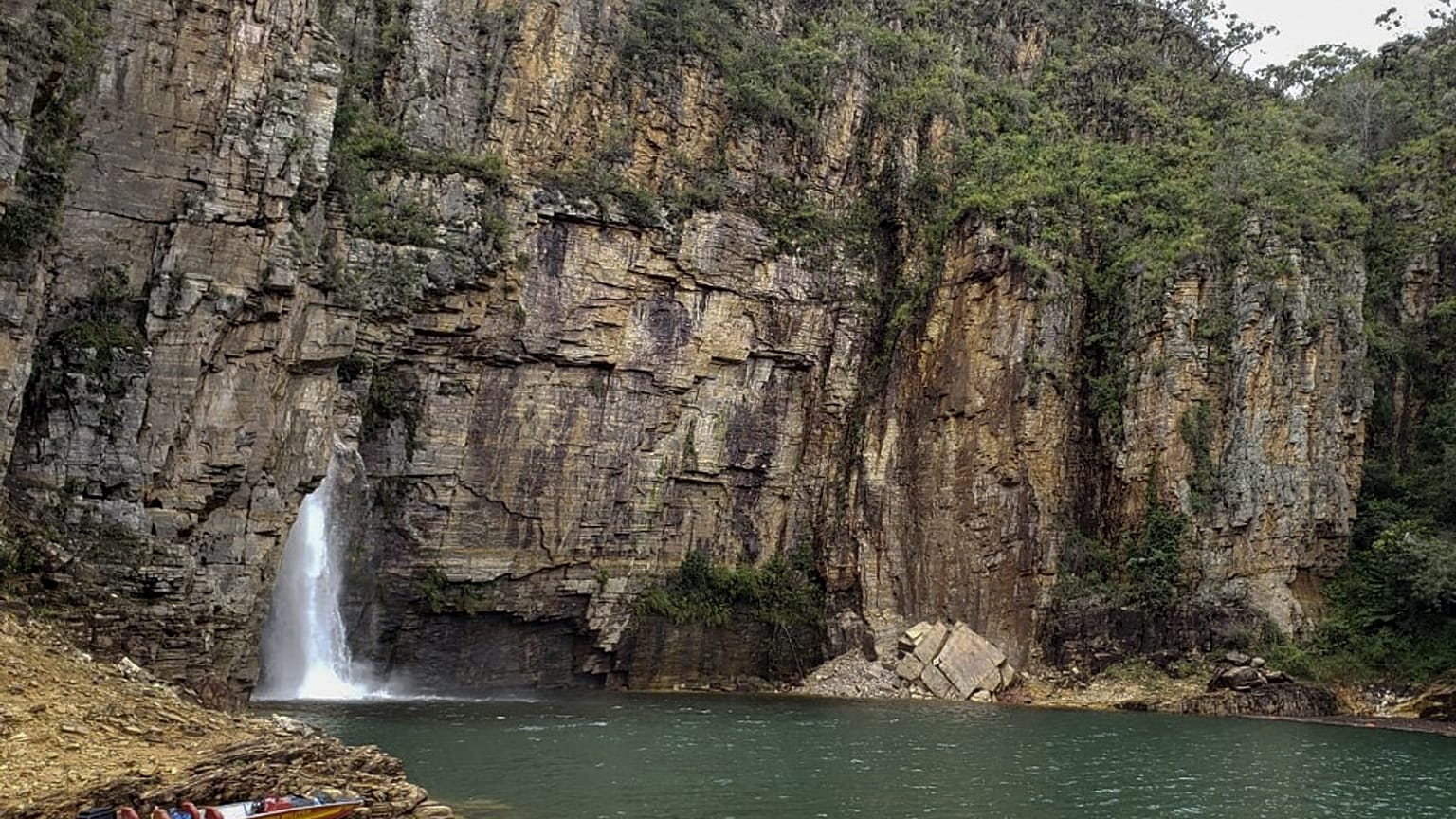 Brasilien: Felswand erschlägt Boots-Touristen