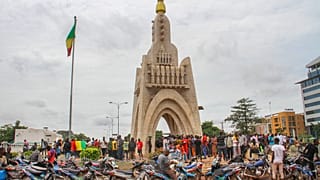 Protestos no Mali contra a junta militar
