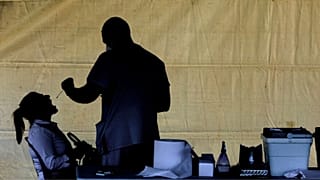 انجام تست کرونا در قبرس