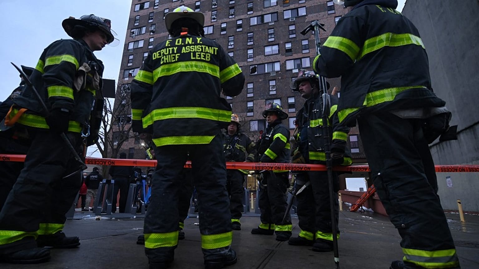 Heizkörper defekt: 19 Menschen sterben bei Hochhausbrand in New York