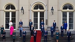 Letette hivatali esküjét az új holland kormány