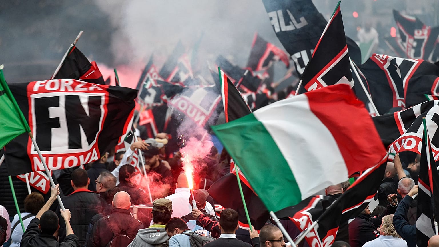 Archives : manifestation de membres du parti néofasciste "Forza Nuova" le 4 novembre 2017 à Rome