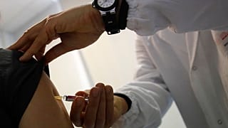 İtalya'da aşılama çalışmaları (Arşiv)