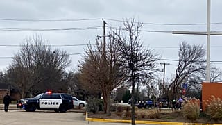 Polizei bei der Congregation Beth Israel Synagoge in Colleyville in Texas