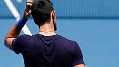 Nuovi grattacapi per Djokovic. 