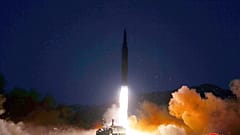 Cette photo fournie par le gouvernement nord-coréen montre ce qui est présenté comme étant un essai de missile hypersonique le 11 janvier 2022.