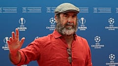 Fransızların ünlü futbolcusu Eric Cantona