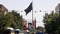في أحد شوارع العاصمة طهران 