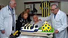 Lefter'in 86. doğum günü kutlaması (Arşiv) 