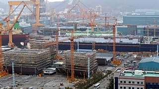 Eine Daewoo-Werft im südkoreanischen Geoje im Jahr 2017