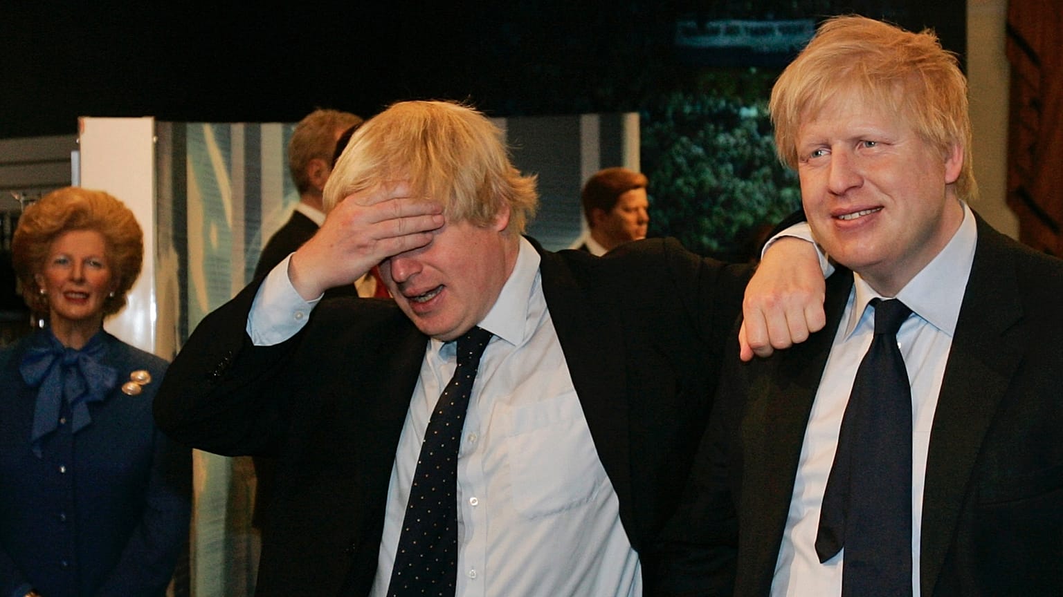 A Tussaud múzeumban viaszmásával, 2009-ben