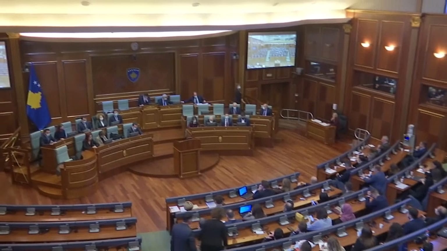 Nemet mondtak a szavazóhelyiségekre Koszovóban